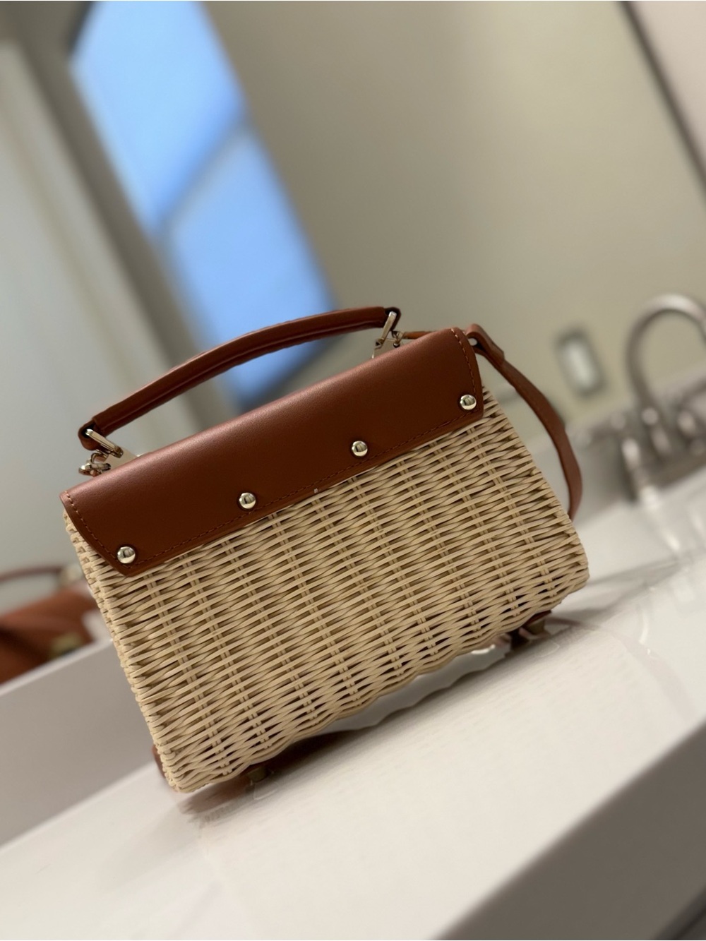 Tommy Bahama Tan Leather & Natural Rattan Top-Handle Satchel NWT - Picture 3 of 12